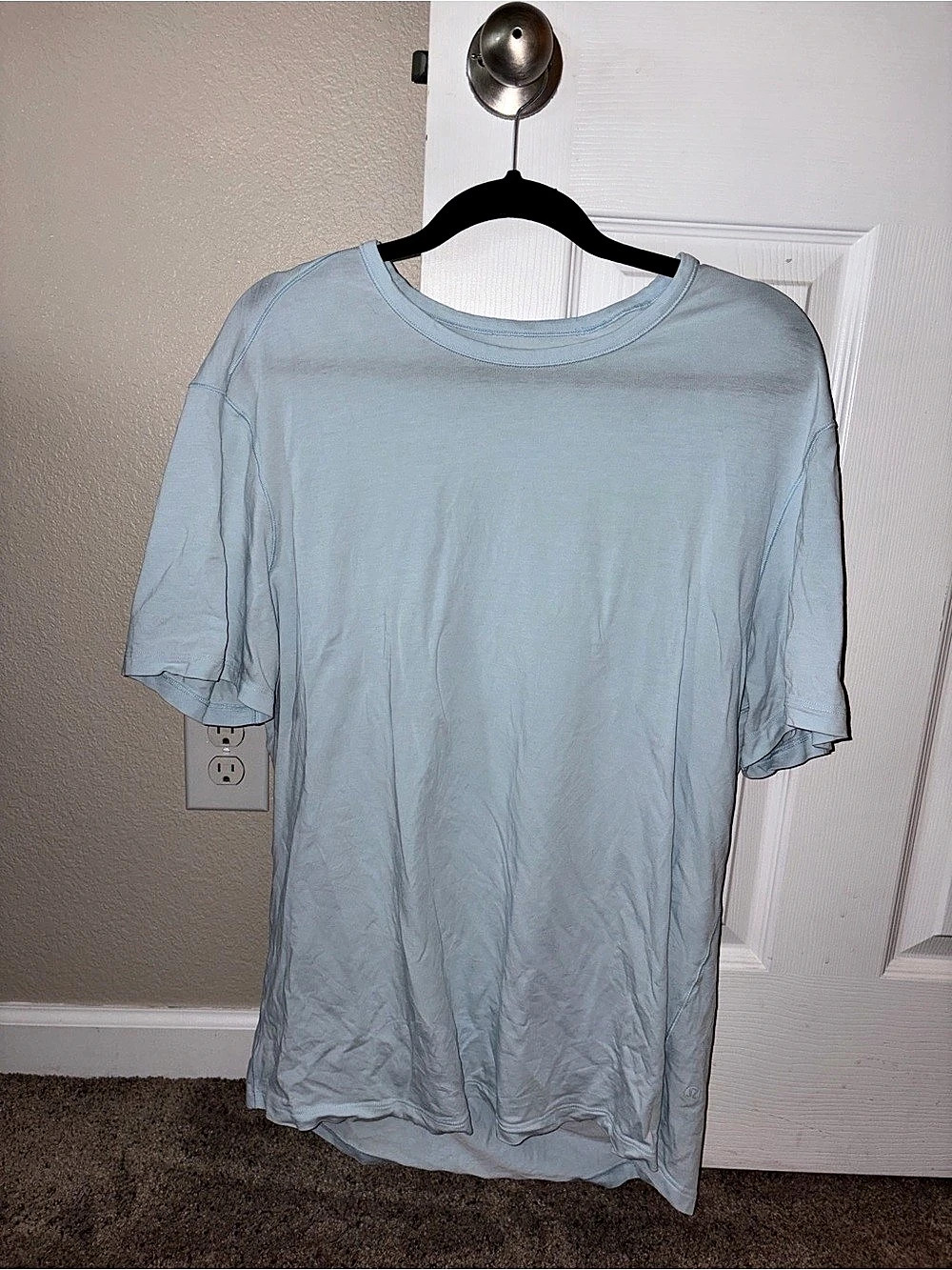 lululemon Men’s Blue Short Sleeve Tee